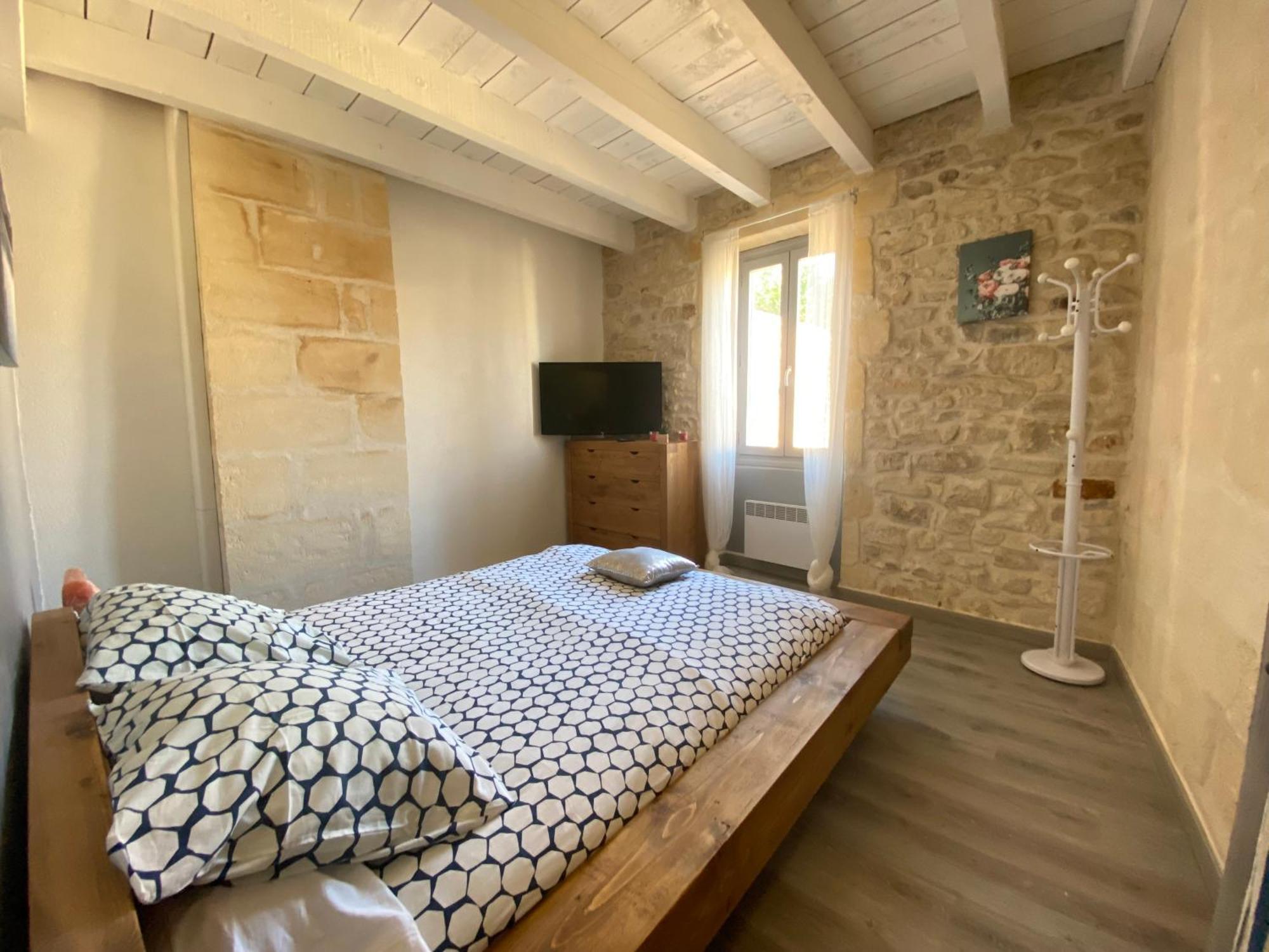 הוילה Fourques  Bienvenue Au 6 - Calme Et Charme De La Pierre. מראה חיצוני תמונה